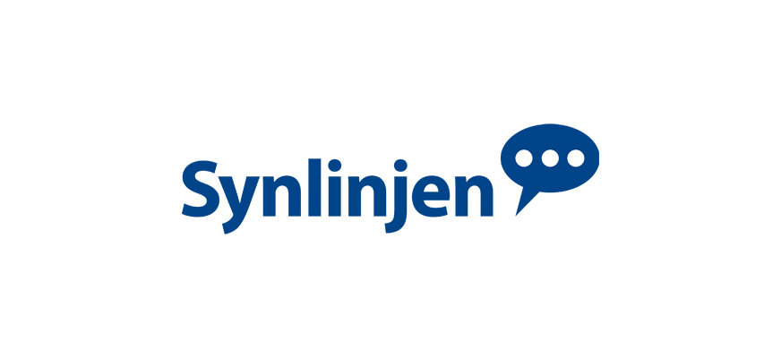 Synlinjens logotyp. Blå text "Synlinjen" följt av blå pratbubbla med tre prickar i.